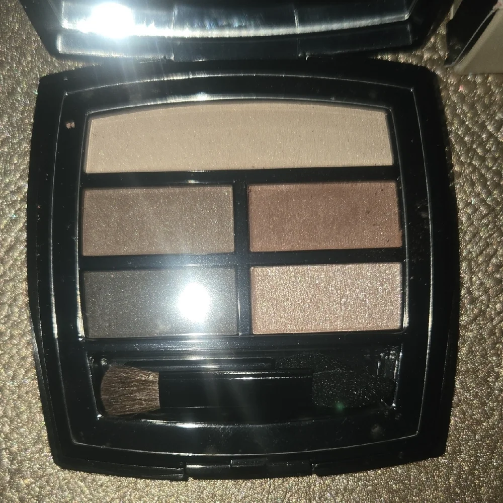 CHANEL Les Beiges Natural Eyeshadow Palette - Picture 5 of 6